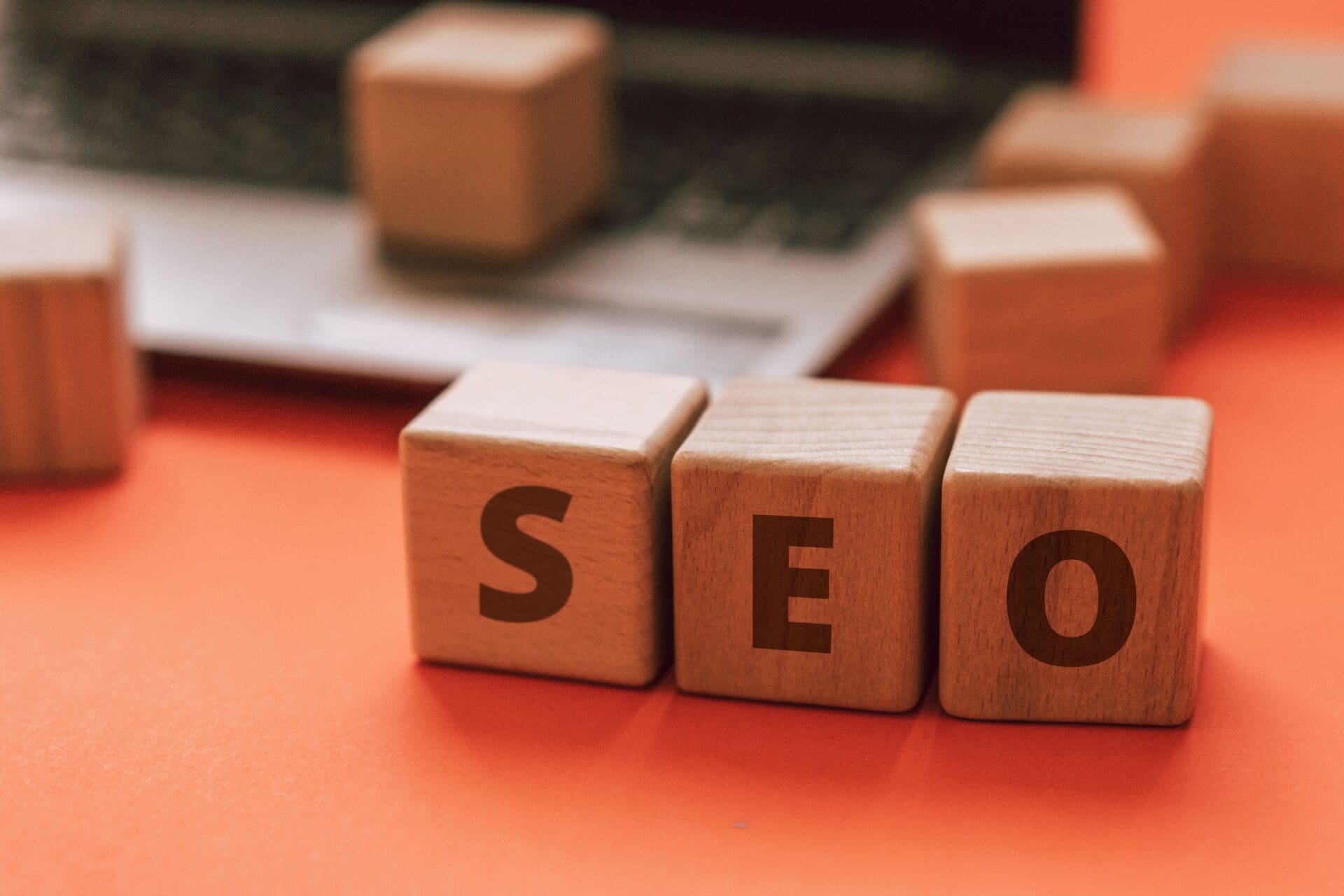 A SEO board with orange background